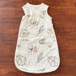 NEW Goumi Kids Slumber Sleepbag Abstract Floral SZ 0-3mo Baby Bamboo Sleepsack